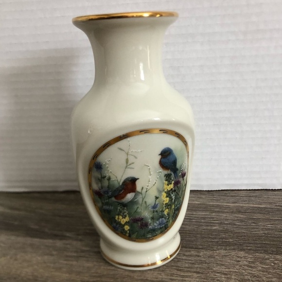 1995 Summer Interlude Vase by Lenox - Picture 12 of 14